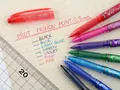 FriXion Point - Gelroller - rot - Dünne Spitze (F) 0,5